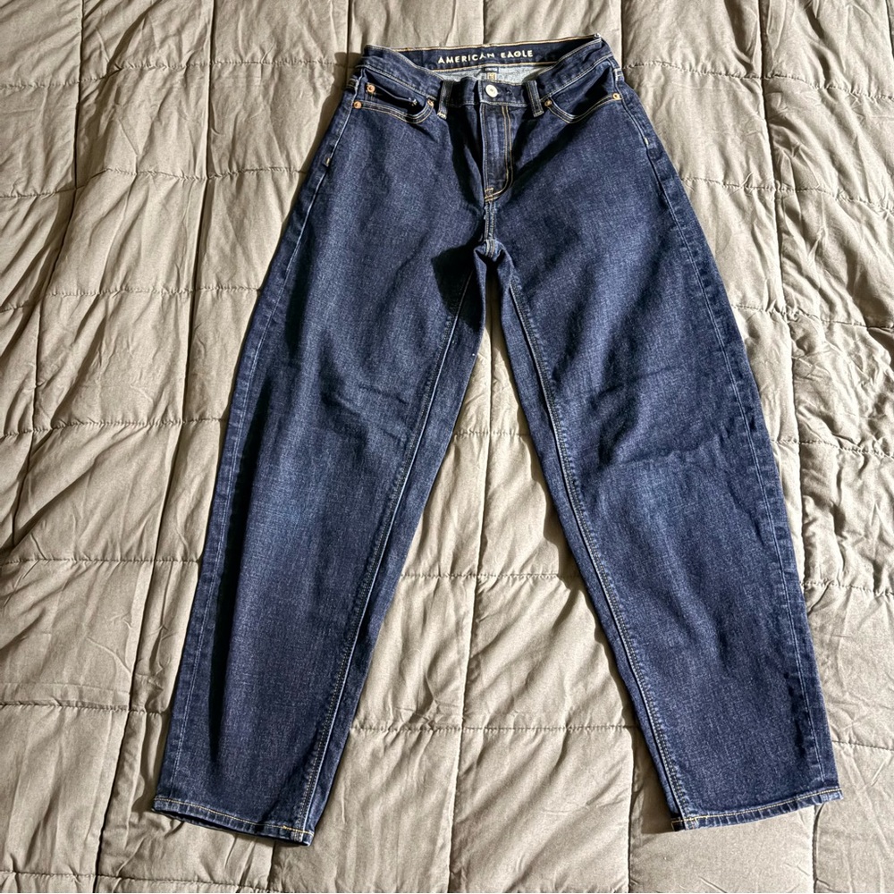 American Eagle Dark Casual Denim Barrel Leg Stretch Jeans Size 000 Regular EUC